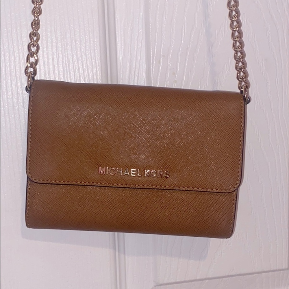 brown michael kors shoulder bag.